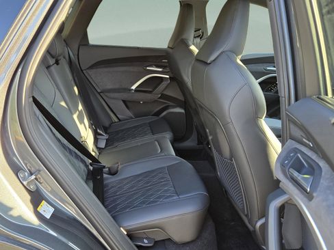 New 2026 Audi SQ5 Premium Plus image 15