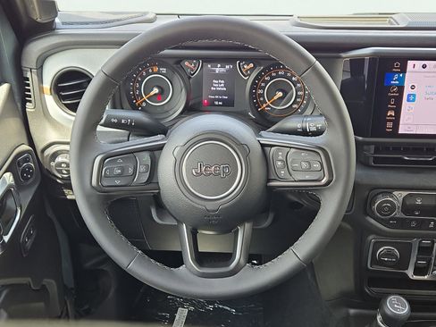 New 2025 Jeep Gladiator Sport image 20