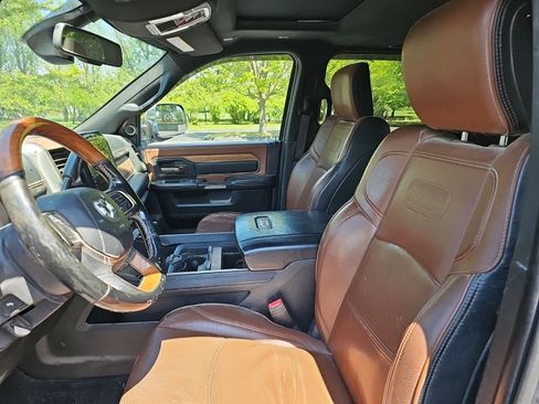 Used 2019 RAM 3500 Limited AWD/4WD image 17