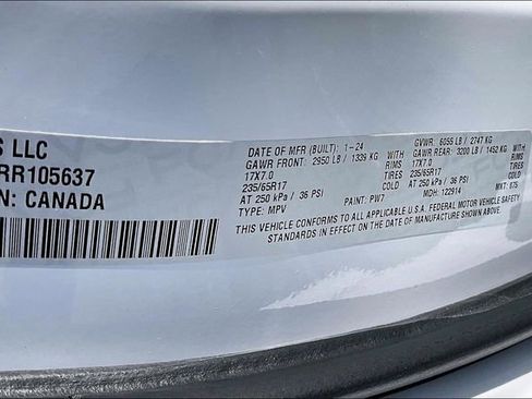 Used 2024 Chrysler Voyager LX image 20