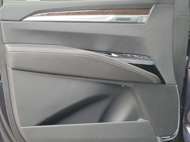Certified 2026 Cadillac Escalade Platinum Sport w/ LPO, ONYX Package AWD/4WD image 24
