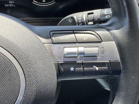 Used 2024 Hyundai Kona SEL FWD image 20