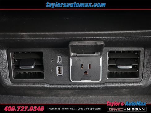Used 2023 Chevrolet Silverado 1500 RST AWD/4WD image 28