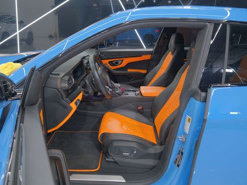 Used 2022 Lamborghini Urus image 23