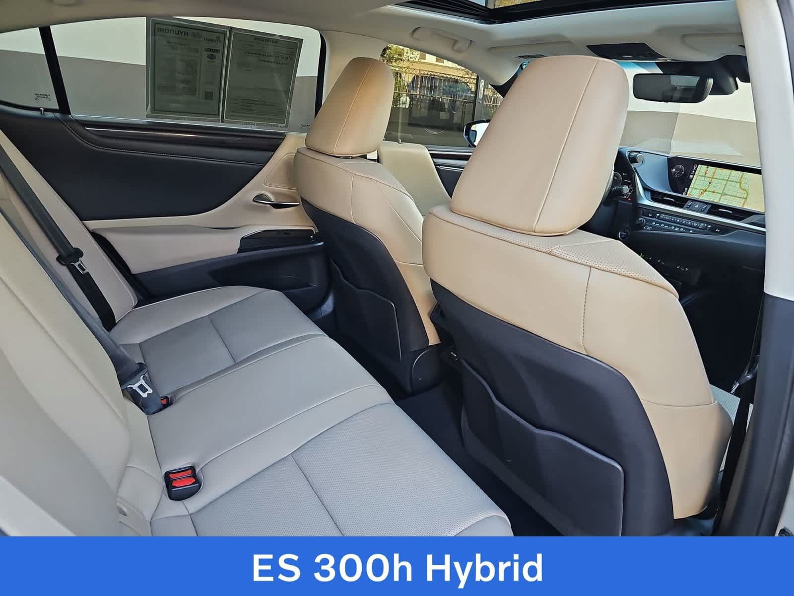 Used 2019 Lexus ES 300h w/ Premium Package FWD image 16