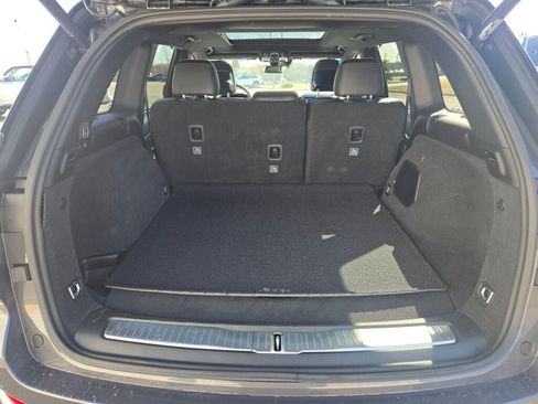 Used 2023 Jeep Grand Cherokee Summit w/ Luxury Tech Group V AWD/4WD image 15