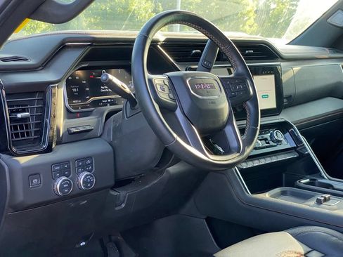 Used 2024 GMC Sierra 2500 AT4 w/ AT4 Premium Plus Package AWD/4WD image 6