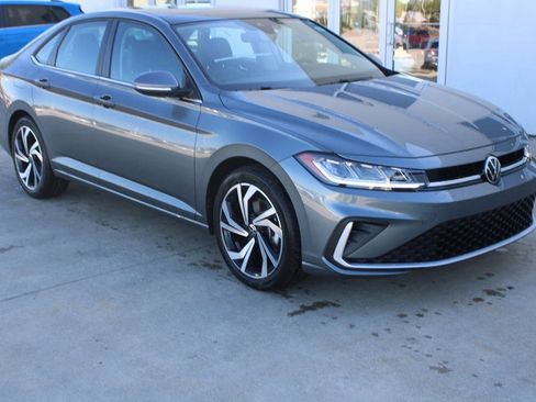 New 2026 Volkswagen Jetta SEL image 1