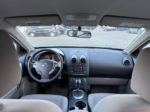 Used 2014 Nissan Rogue S w/ Convenience Package AWD/4WD image 17