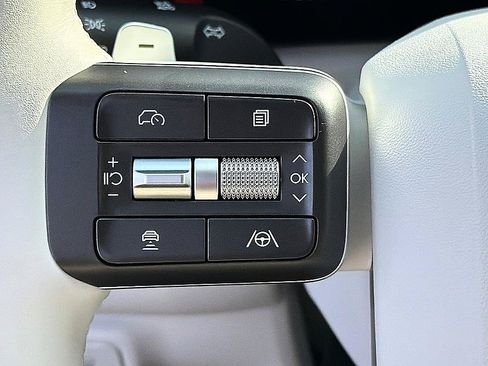 Certified 2026 Hyundai Palisade Limited AWD/4WD image 16