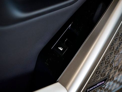 New 2026 BMW M5 w/ Executive Package image 25