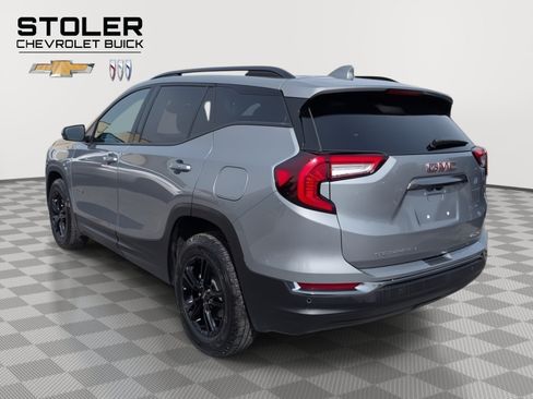 Used 2024 GMC Terrain AT4 AWD/4WD image 3
