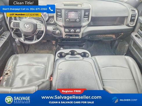 Used 2022 RAM 2500 Tradesman w/ Chrome Appearance Group AWD/4WD image 11