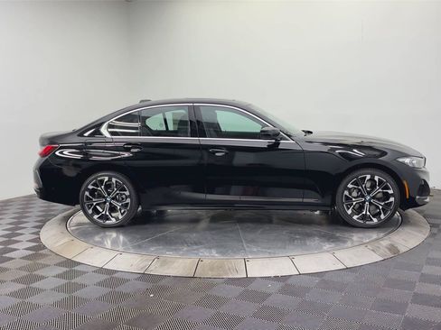 New 2026 BMW 330i xDrive Sedan w/ Premium Package AWD/4WD image 5