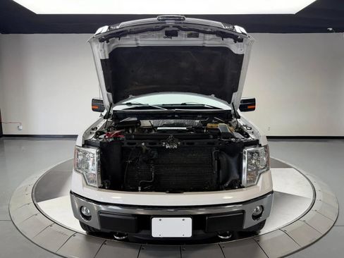 Used 2011 Ford F150 XLT w/ XLT Chrome Pkg AWD/4WD image 7