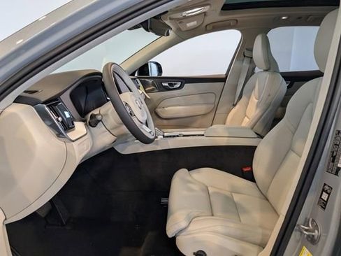 New 2026 Volvo XC60 B5 Ultra w/ Protection Package Premier AWD/4WD image 9