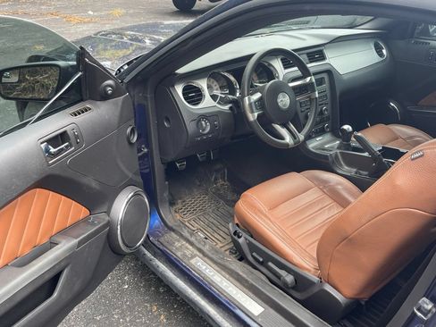Used 2012 Ford Mustang GT Premium w/ Security Pkg RWD image 10