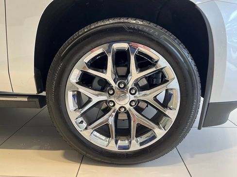 Used 2019 Cadillac Escalade Platinum AWD/4WD image 19