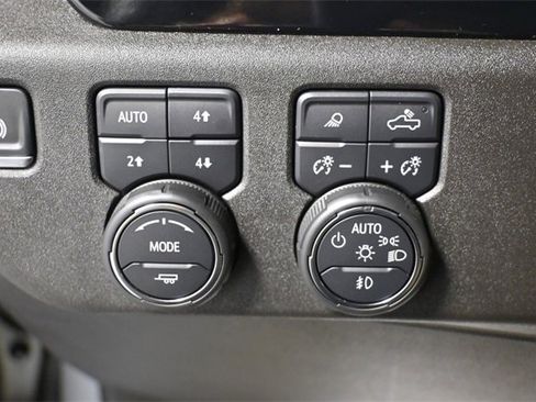 Used 2024 Chevrolet Silverado 1500 High Country w/ High Country Premium Package image 19