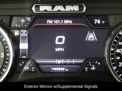 Used 2025 RAM 1500 Big Horn AWD/4WD image 39