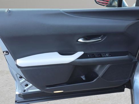 Certified 2025 Lexus UX 300h AWD w/ Accessory Package (Z2) image 10