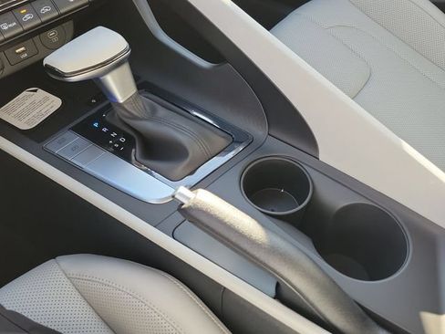 New 2026 Hyundai Elantra SEL Sport FWD image 16