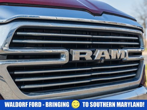 Used 2019 RAM 1500 Laramie image 12
