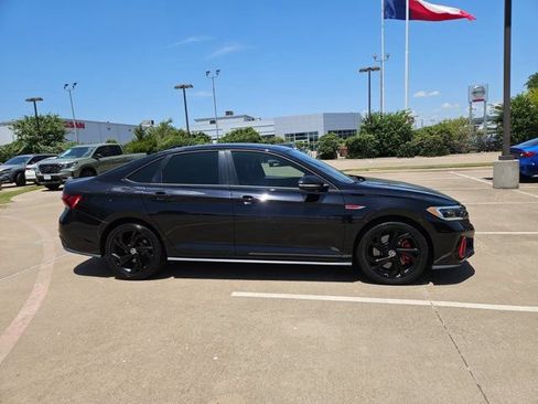 Used 2024 Volkswagen Jetta GLI Autobahn w/ GLI Black Package FWD image 4