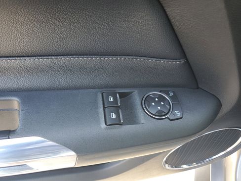 Used 2020 Ford Mustang Premium image 17