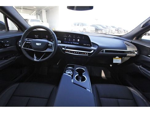 New 2026 Cadillac Lyriq Sport image 9