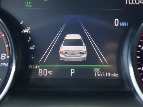Used 2019 Toyota Camry XSE FWD image 19