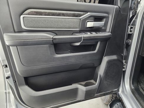 Used 2022 RAM 2500 Big Horn w/ Level C Equiment Group image 38