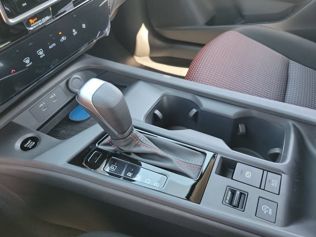 New 2027 Nissan Sentra SR FWD image 38