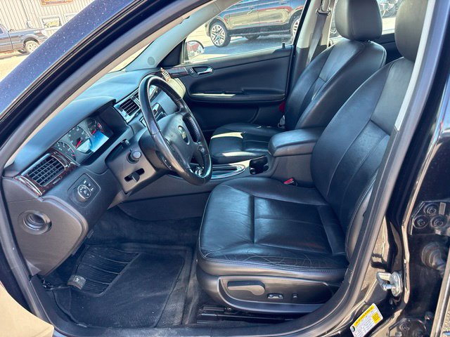 Used 2012 Chevrolet Impala LTZ FWD image 12