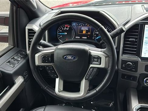 Certified 2022 Ford F250 Lariat w/ Lariat Ultimate Package image 23