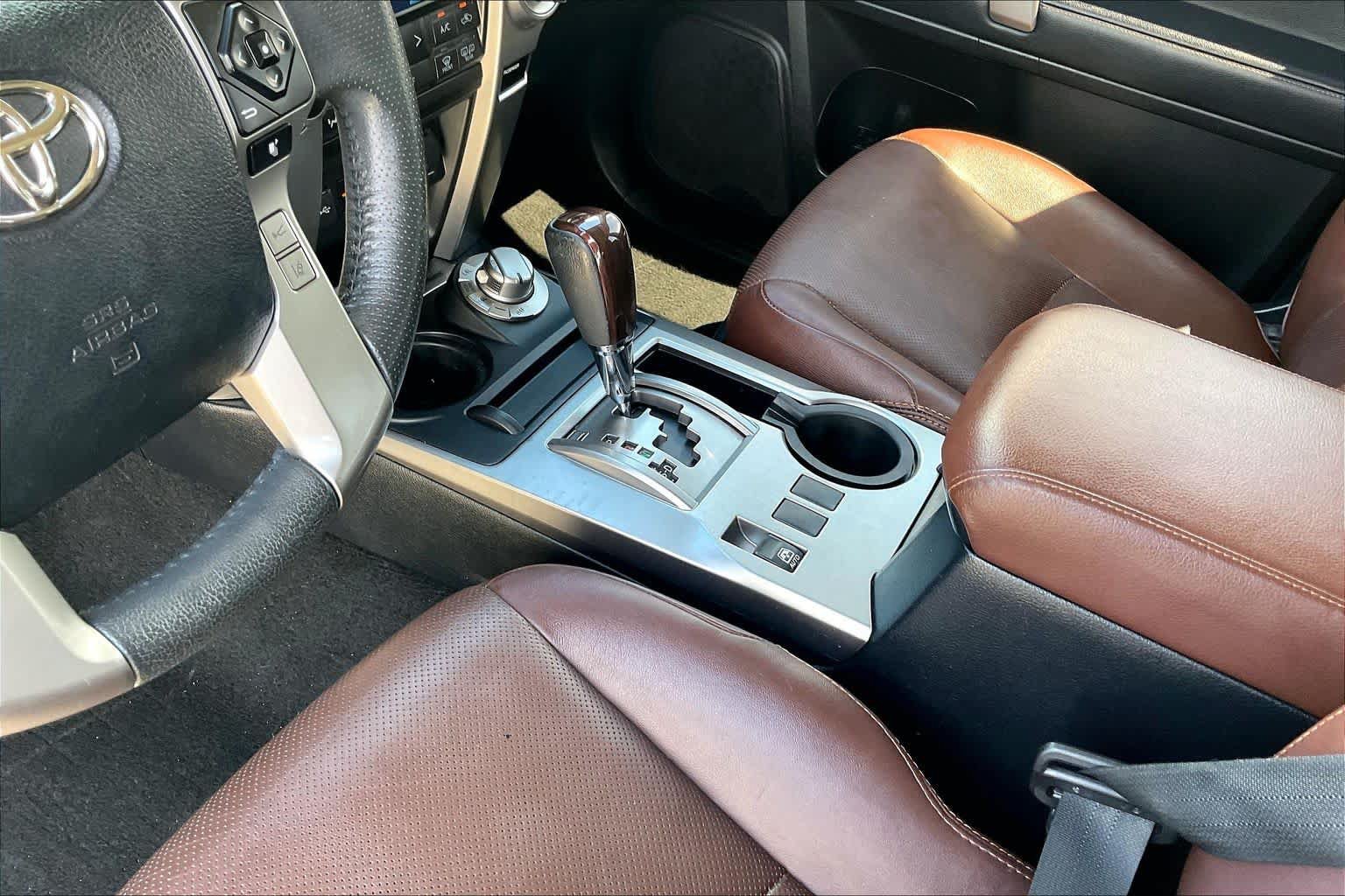 Used 2021 Toyota 4Runner Limited AWD/4WD image 30