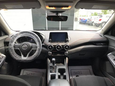Used 2020 Nissan Sentra SR w/ Electronics Package FWD image 11