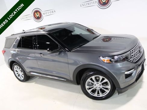 Used 2021 Ford Explorer Limited w/ Equipment Group 301A AWD/4WD image 8