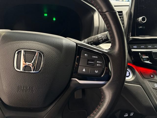 Used 2025 Honda Odyssey Sport-L image 17