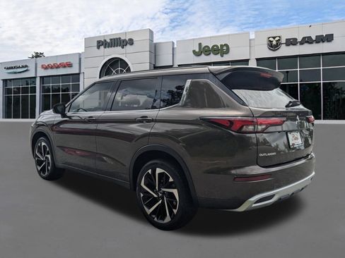 Used 2024 Mitsubishi Outlander SEL FWD image 5