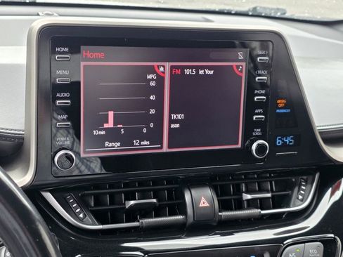 Used 2019 Toyota C-HR XLE FWD image 13