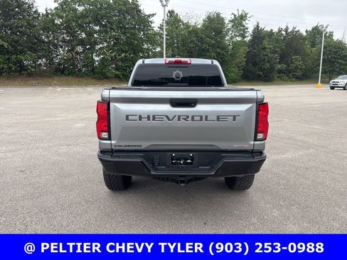Used 2024 Chevrolet Colorado ZR2 w/ ZR2 Convenience Package III image 6