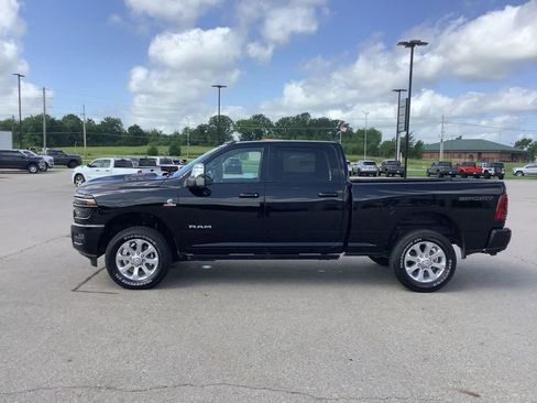 New 2025 RAM 3500 Laramie image 4