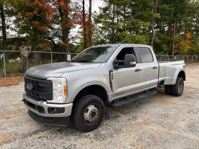 Used 2024 Ford F350 XL AWD/4WD image 4