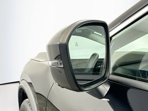 Used 2023 Nissan Rogue SL w/ SL Premium Package FWD image 16