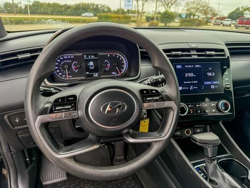 Used 2023 Hyundai Santa Cruz SE image 10