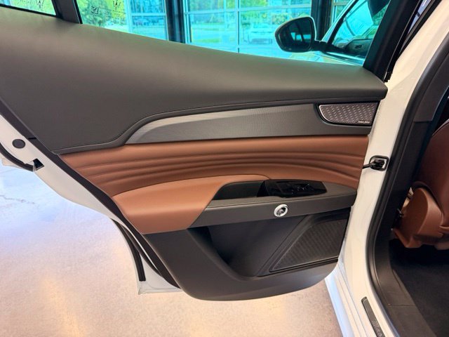 Certified 2023 Maserati Grecale GT AWD/4WD image 9