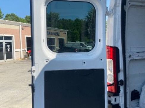 Used 2022 RAM ProMaster 2500 image 8