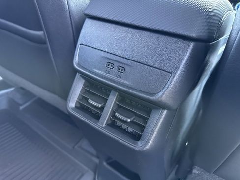 New 2026 Chevrolet Equinox LT image 30