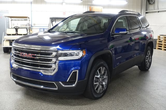 Used 2023 GMC Acadia SLE w/ Driver Convenience Package FWD image 3